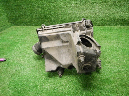 Корпус воздушного фильтра Land-Rover Freelander 2 (06-14)