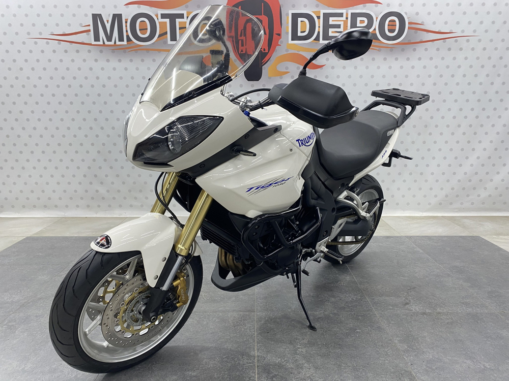Triumph Tiger 1050 , 2010