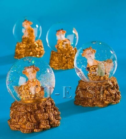 AF-1009 Шар со снегом «Бык» 4/асс.