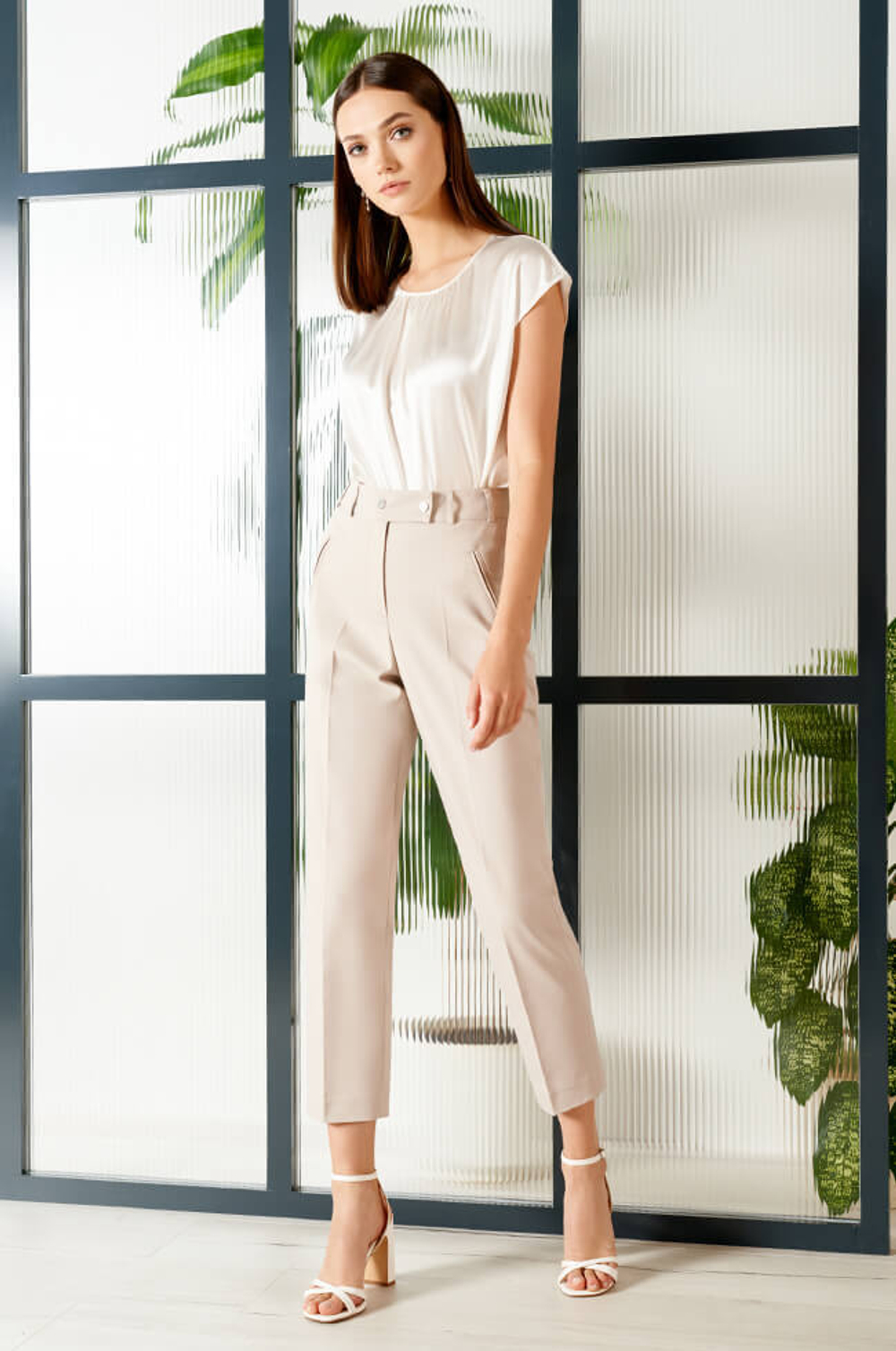 3907 Брюки женские (бежевый)