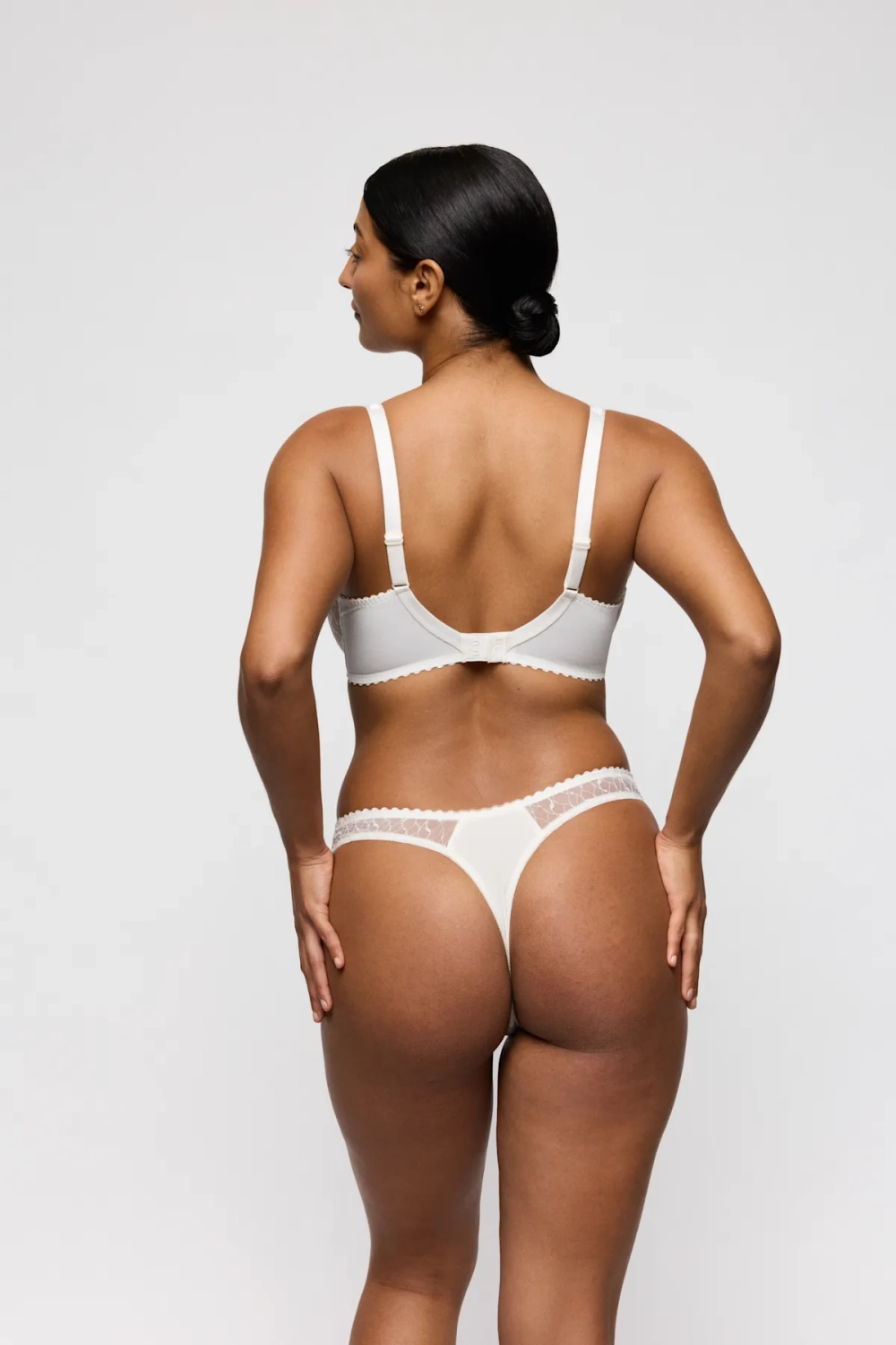 PRIMADONNA Naica Трусы стринги, натуральный