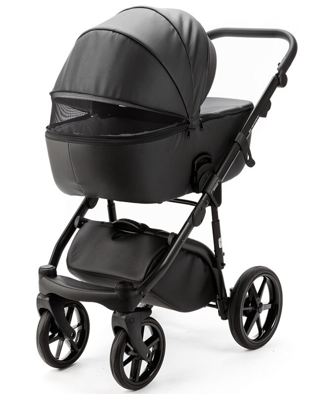 Детская коляска Adamex Nola Deluxe 2 в 1 N-SA02 (ЧЕРНАЯ КОЖА)