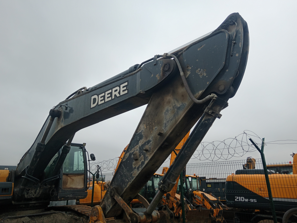 John Deere E400 Экскаватор E400LC (Дизельный, 9,0 л, 322 л.с., АТ)