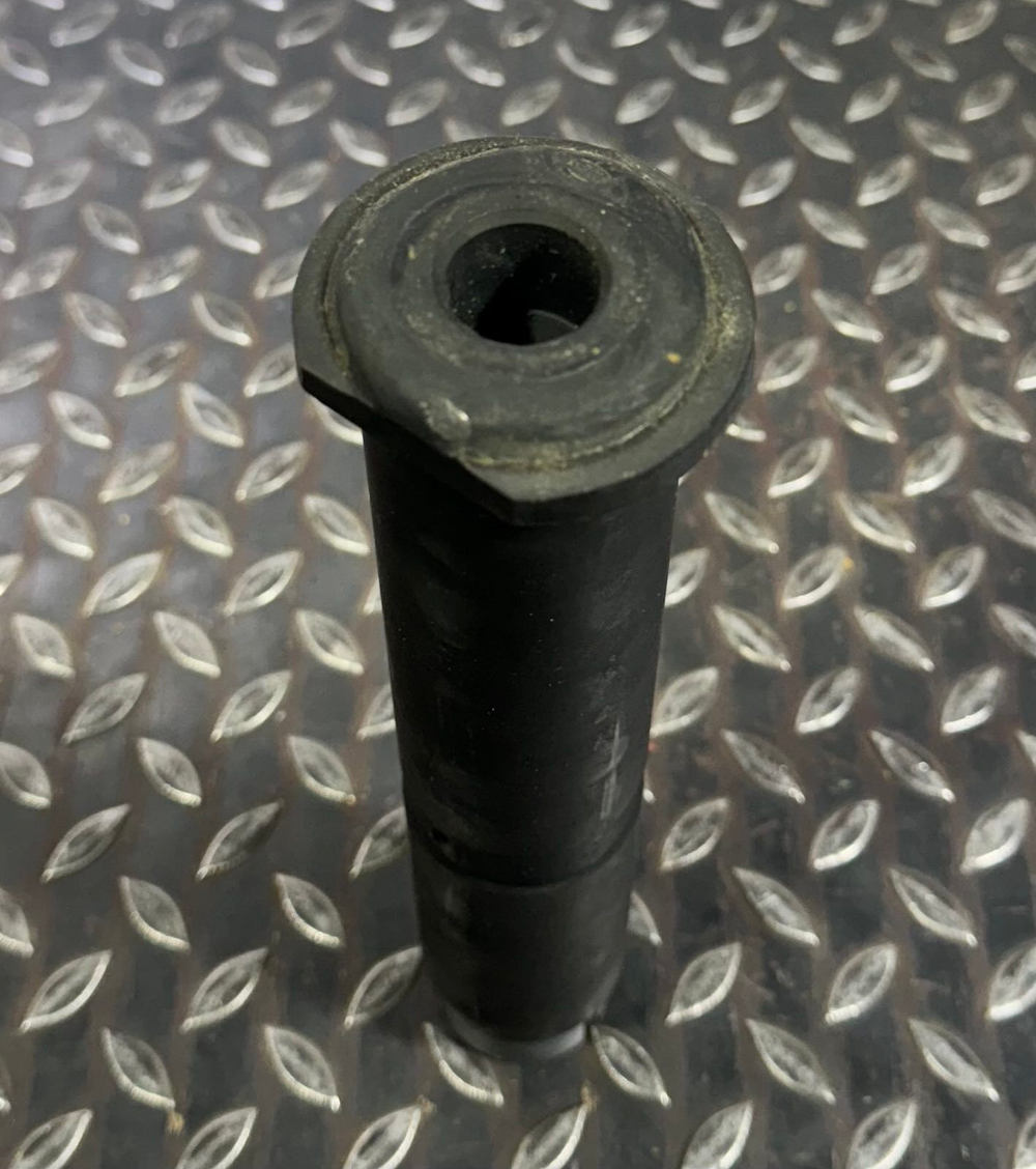 Палец 642217026