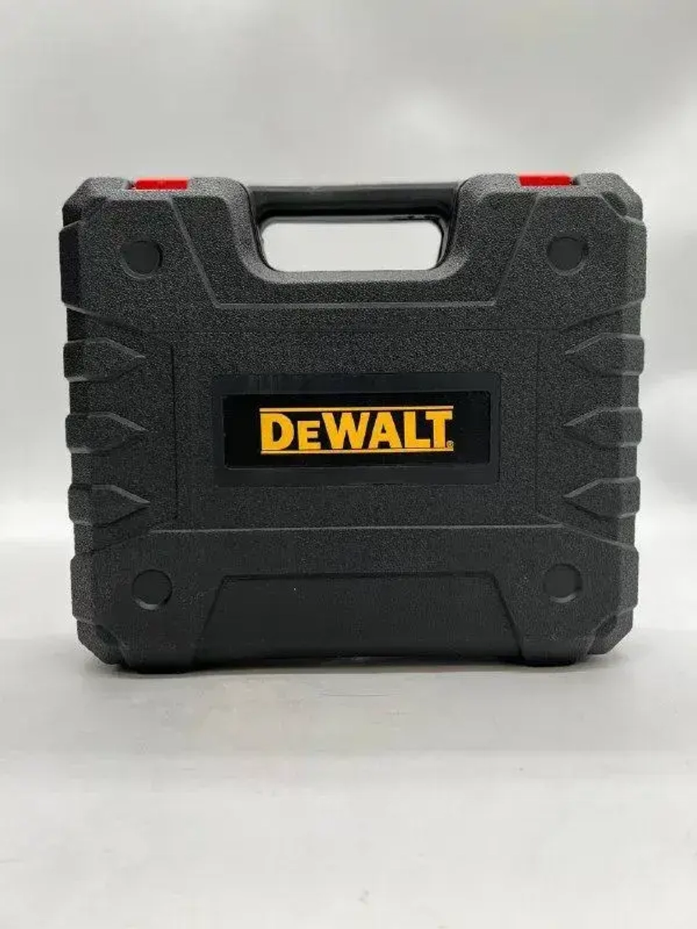 DeWalt Шуруповерт, 18 В, 50 Нм, 2 АКБ