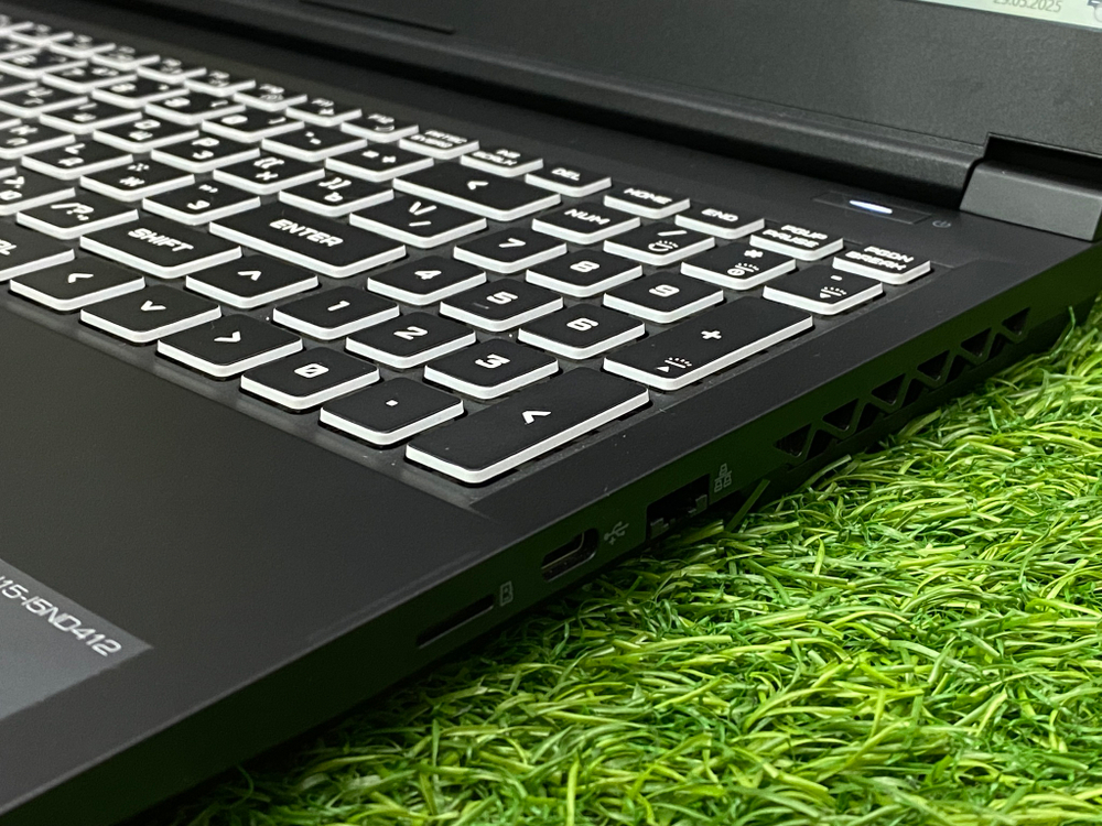 Игровой Ardor 15.6" i5-12450H/RTX 4050 6GB/ IPS 144Hz/16GB/1TB SSD/ Gaming NEO[N15-I5ND412]/Windows 10