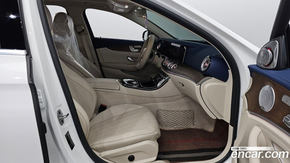 Mercedes-Benz E-Class W213 E300 4MATIC Exclusive (04.2020)