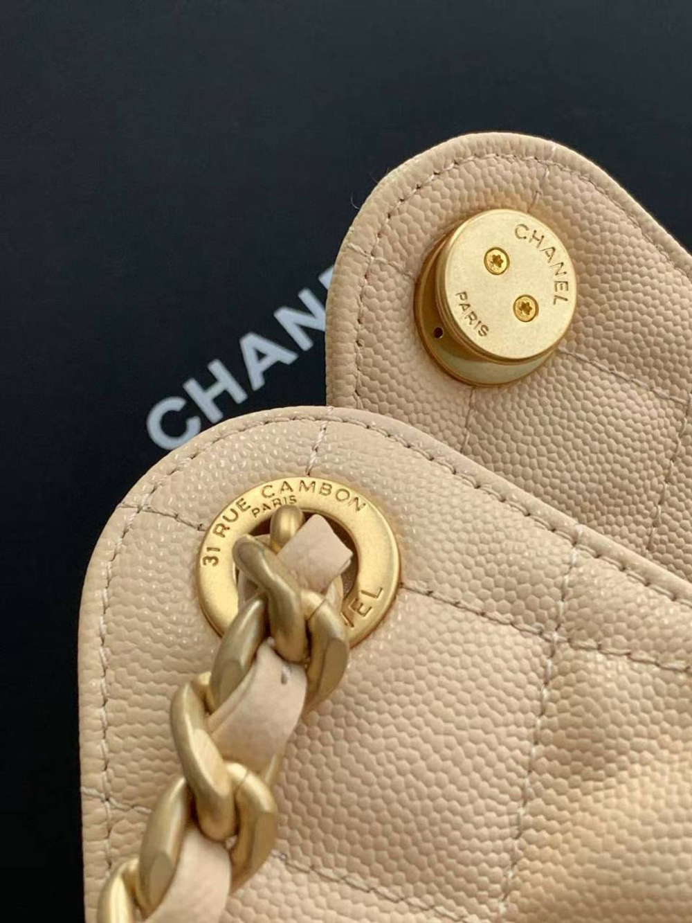 Сумка CHANEL