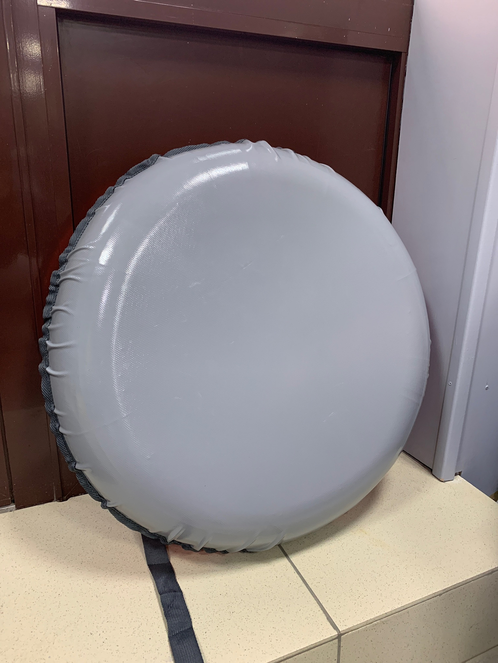 Санки-ватрушка (тюбинг) d 0,7 с камерой Эконом (Россия)