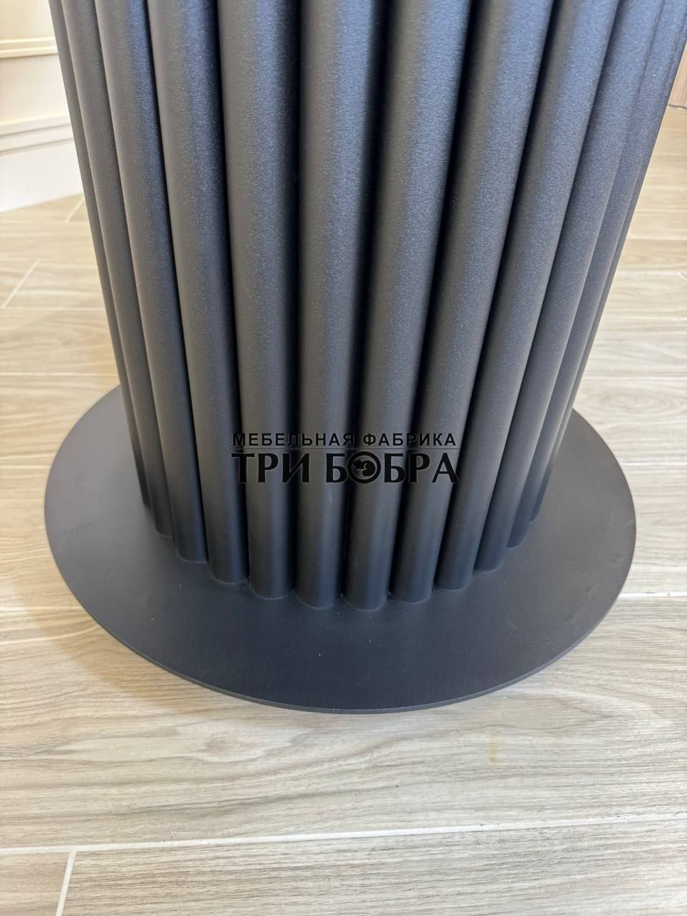 Круглый стол "Орион", черный мрамор