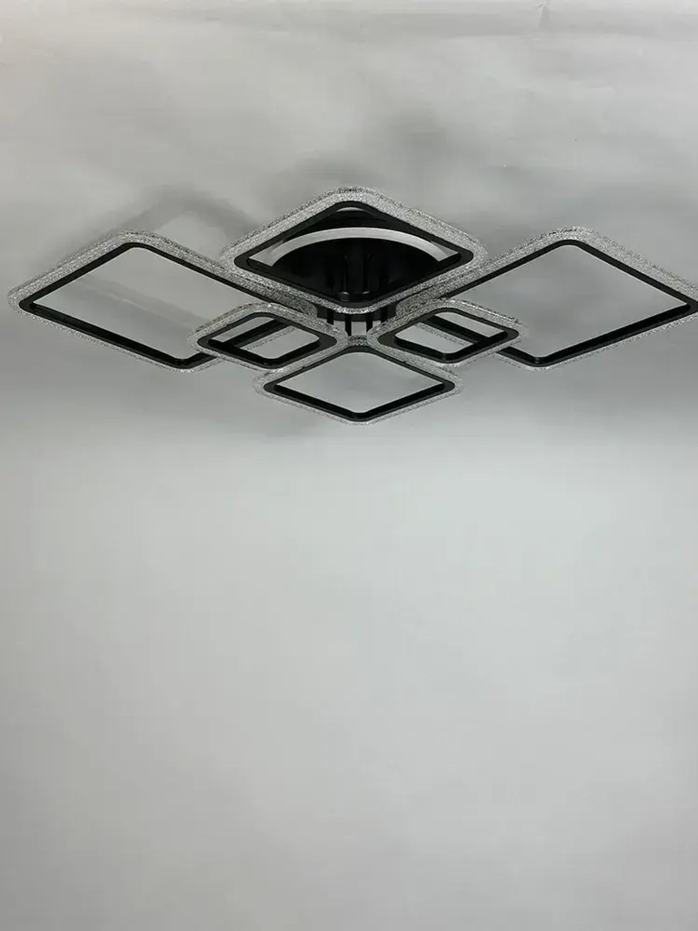 Неолайт люстра потолочная светодиодная с пультом черная RGB-подсветка музыкальная колонка SF8002/7C-BK-RGB