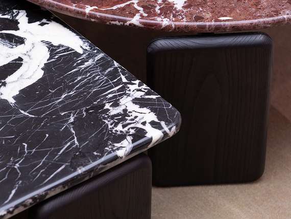 Стол журнальный 4614, 110х110 см, черный мрамор