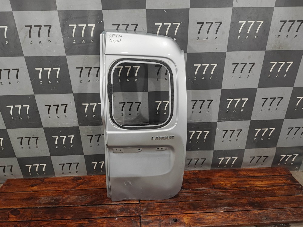 Дверь багажника правая LADA Largus 12-нв Б/У Оригинал 901005637R