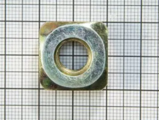 Гайка 10х1.25 крепления бампера 2108-28003166-008 (квадратная)