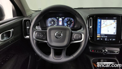 Volvo XC40 B4 Momentum (11.2020)