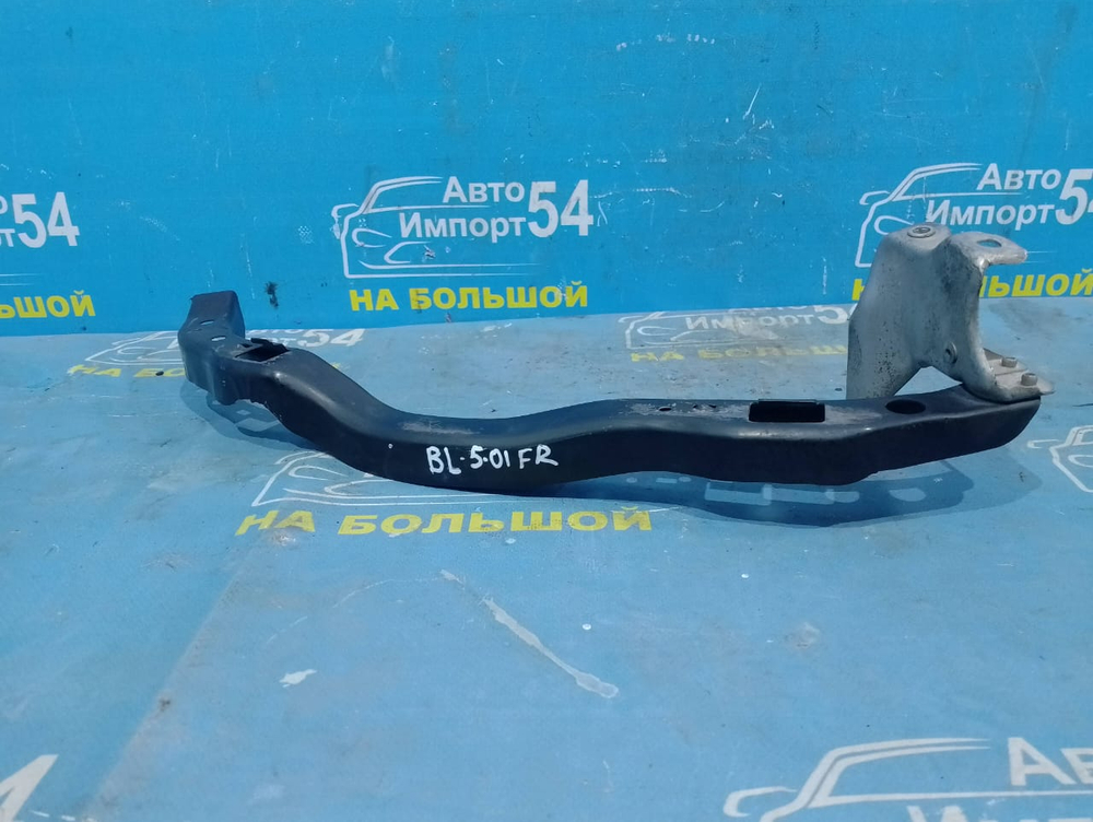 Планка под фару правая SUBARU LEGACY 2005