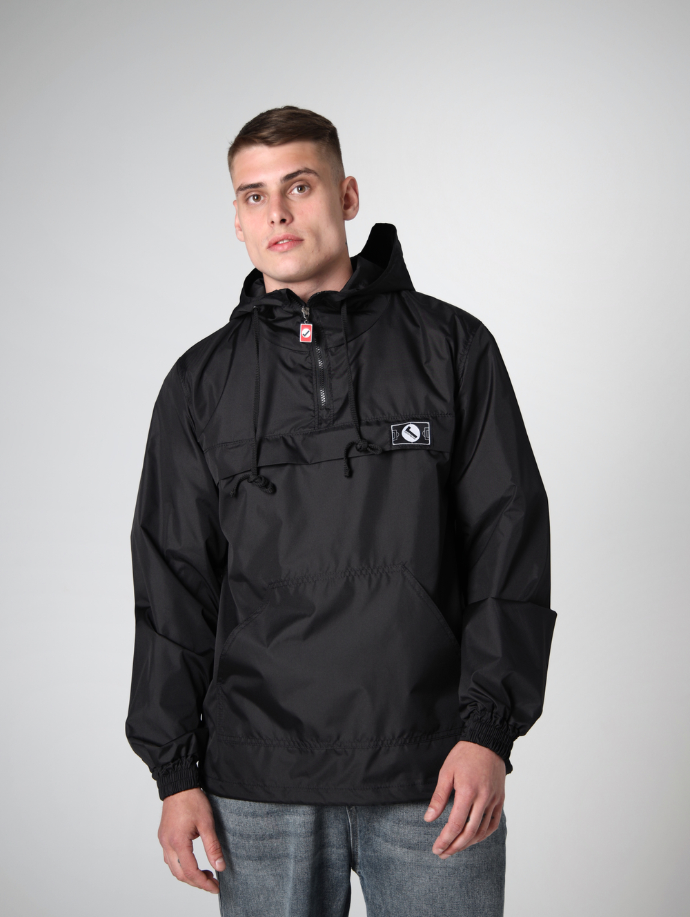 Анорак облегченный дюспо город горький черный