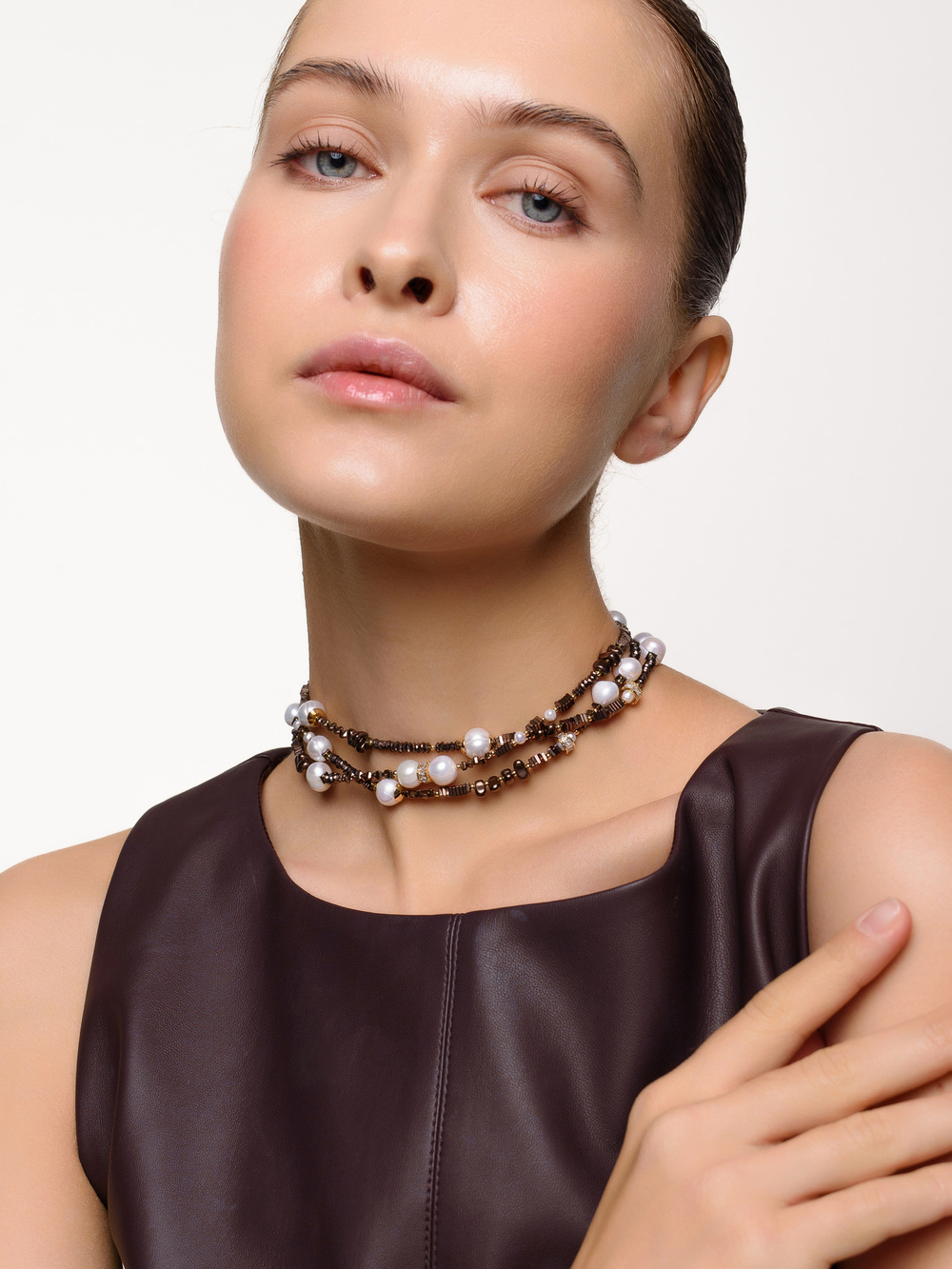 Колье "Sea pearl hematite" Gold