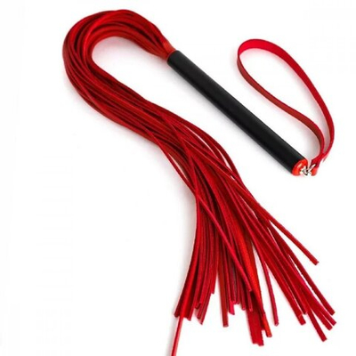 Плеть с черной ручкой кожа красный 60 см