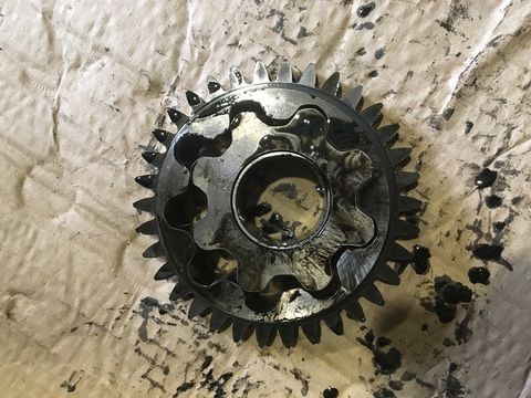 Шестерня привода масляного насоса MAN TGA (Продажа комплектом)