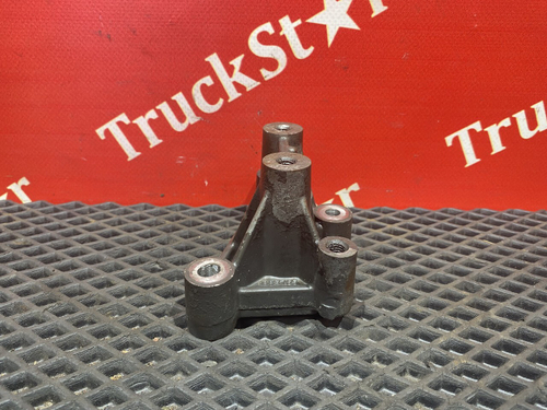 Кронштейн коллектора впускного