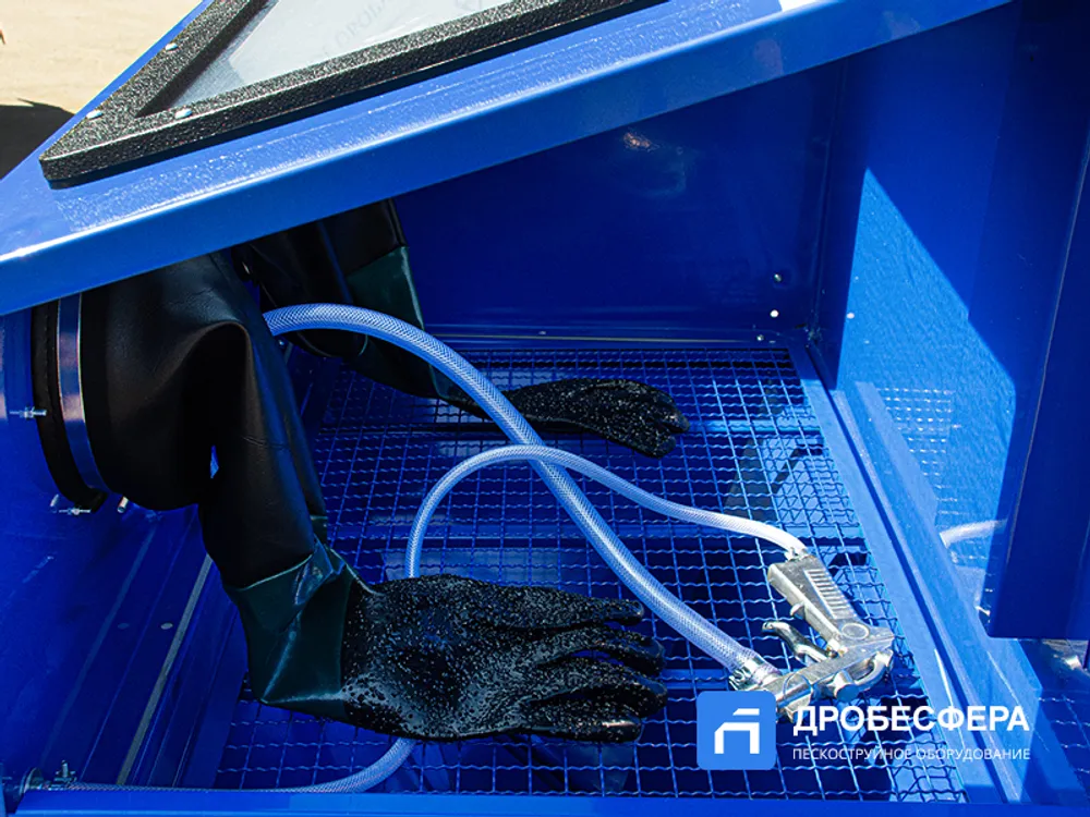 Пескоструйная камера AE&T T06302 220л инжекторная