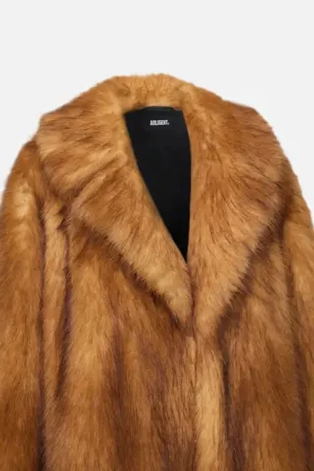 Длинная шуба из экомеха