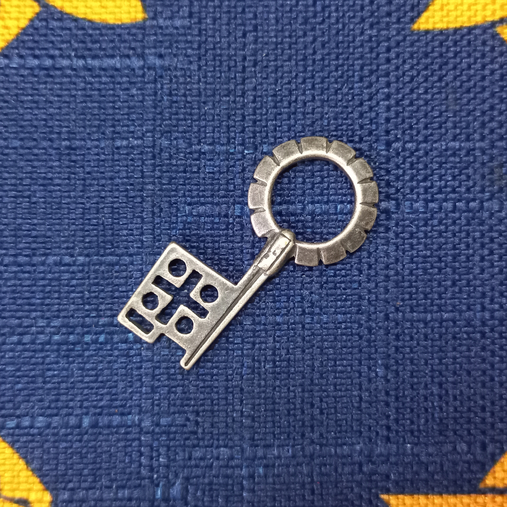 Подвеска. Ключ от неба