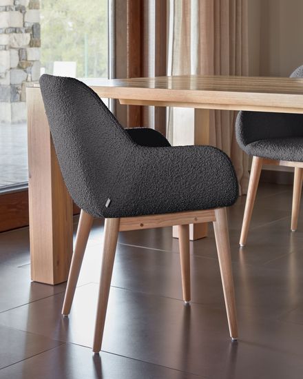 Стол Deyarina с дубовым шпоном и ножками из массива дуба 160 х 90 см