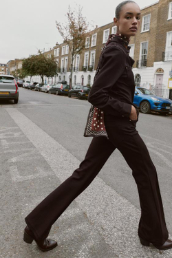 ZARA БРЮКИ FLARE С НИЗКОЙ ПОСАДКОЙ, КОРИЧНЕВЫЙ