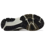 Кроссовки New Balance 2002R Warm Alpaca Light Chalkboard