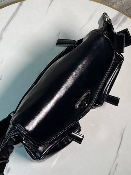 Сумка-мессенджер Prada