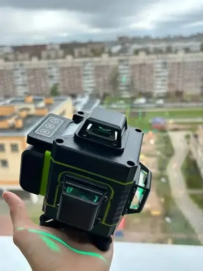 Лазерный уровень/нивелир с дисплеем Hilda 4d 16 линий зеленый луч полный комплект