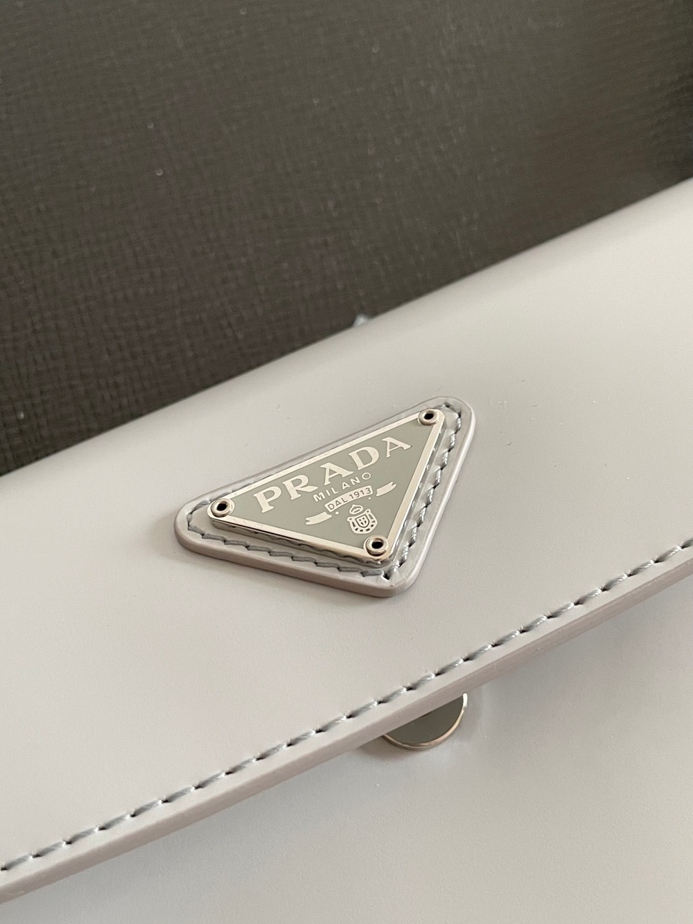 Prada Cleo 22 cm