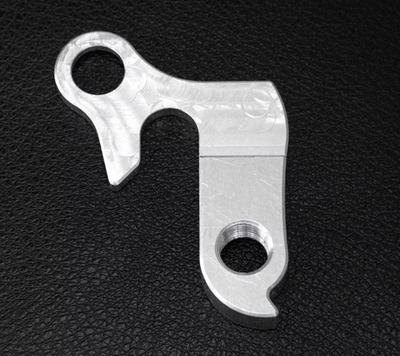 Держатель заднего переключателя фрезированный-петух DH-049