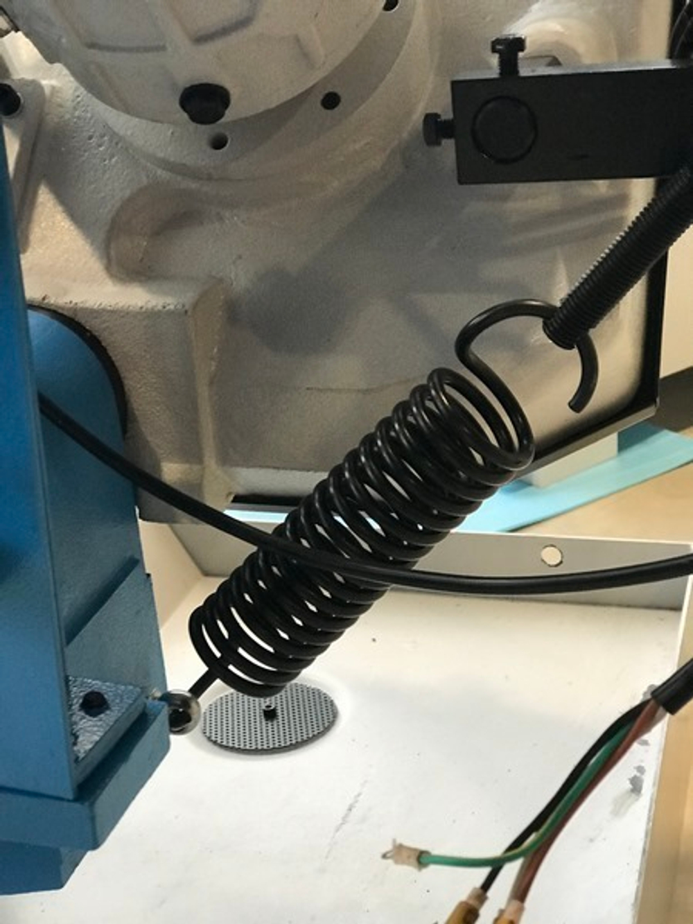 MetalTec BS 250 FH ручной ленточнопильный станок для резки металла