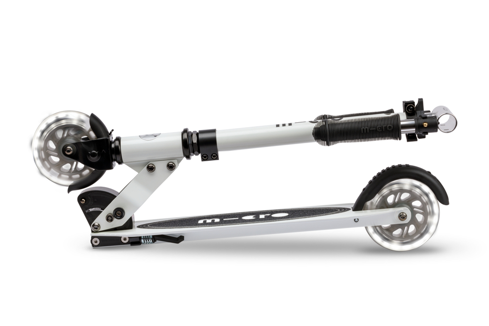 Самокат Micro Sprite Glow (светится в темноте) LED, белый