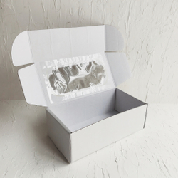 Коробка с окном 23 х 12 х 8 см, белая