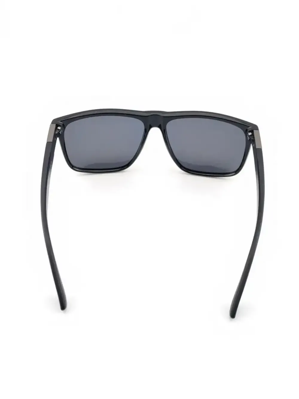 Солнцезащитные очки с поляризацией