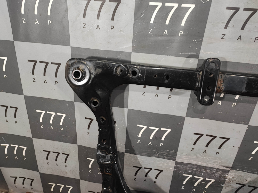 Подрамник передний Toyota RAV4 V 50 Оригинал целый 5110030880