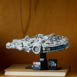 LEGO Star Wars - Сокол Millennium 75375