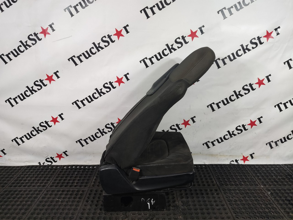 Сиденье водительское пневматическое