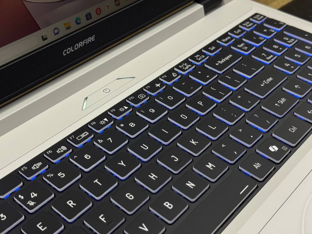16" Ноутбук Colorfire MEOW R16 A5X1 (2560x1600, AMD Ryzen 7 H 255, RAM 16ГБ, SSD 1ТБ, GeForce RTX 5060, Win 11)