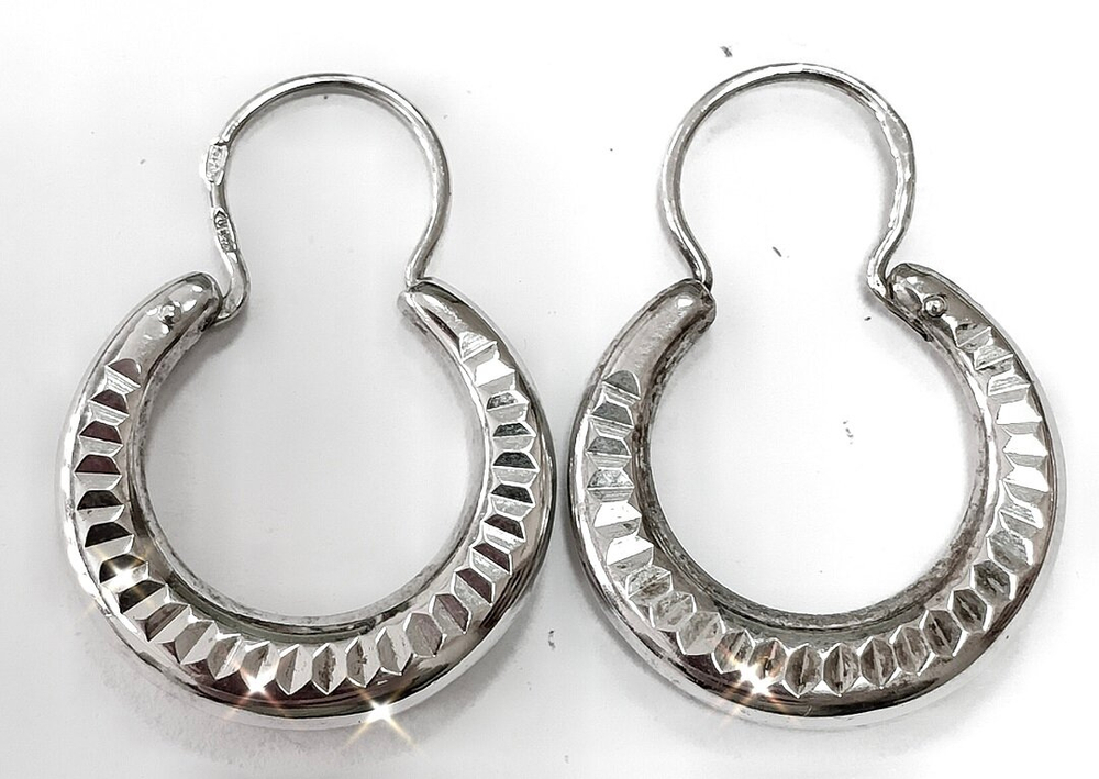 Ювелирные серьги Эстерелла