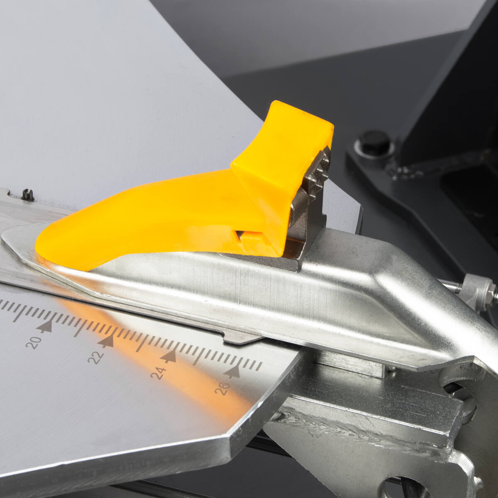 WDK-709738 Автоматический шиномонтажный станок со взрывной накачкой колес, двухскоростной, захват 12"-26"