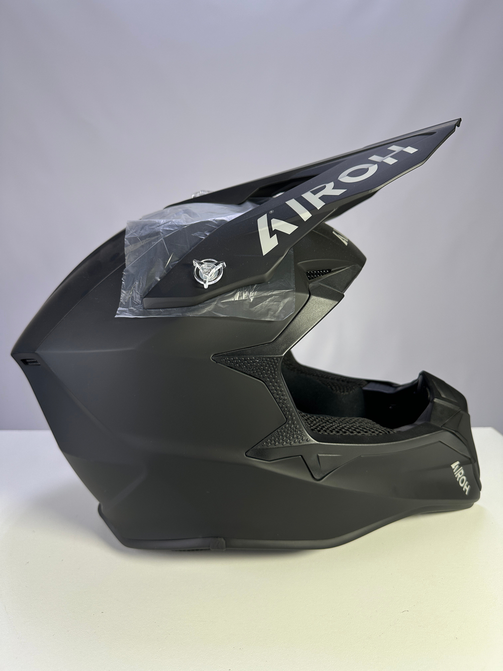 Шлем Airoh WRAAAP COLOR Black Matt