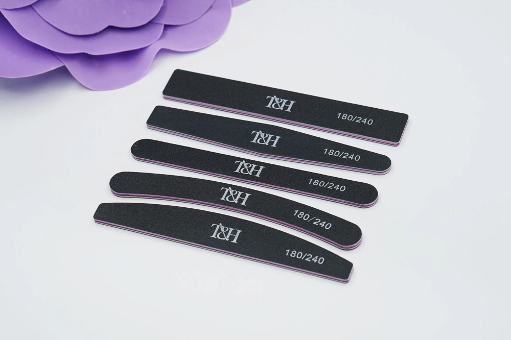 Пилка для ногтей T&H 180/240 Черная