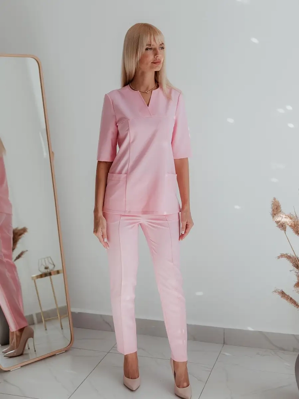 Рубашка медицинская стрейч розовая