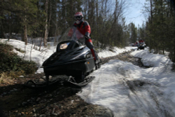 Снегоход РУССКАЯ МЕХАНИКА Тайга Варяг 500