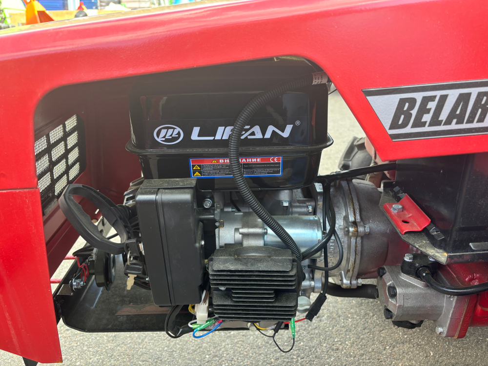 Минитрактор МТЗ Беларус 132Н с двигателем Rato R-390E